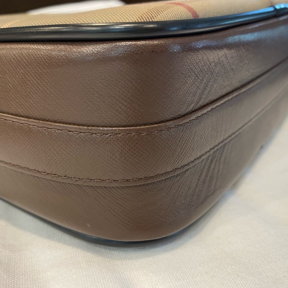 Burberry Burberrys Vintage Plaid Shoulder Bag with COA - Picture 7 of 10